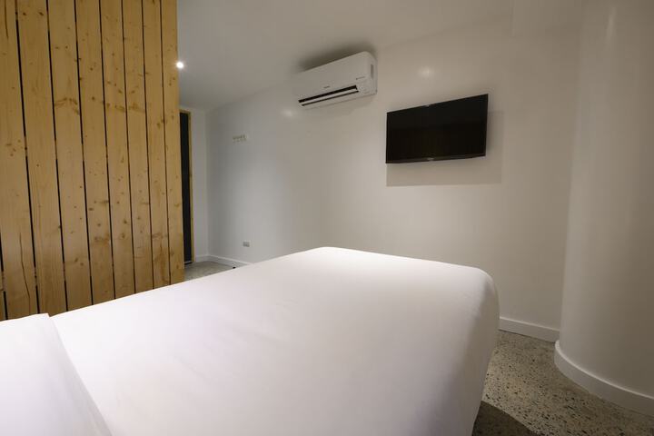 Room 15 of 72