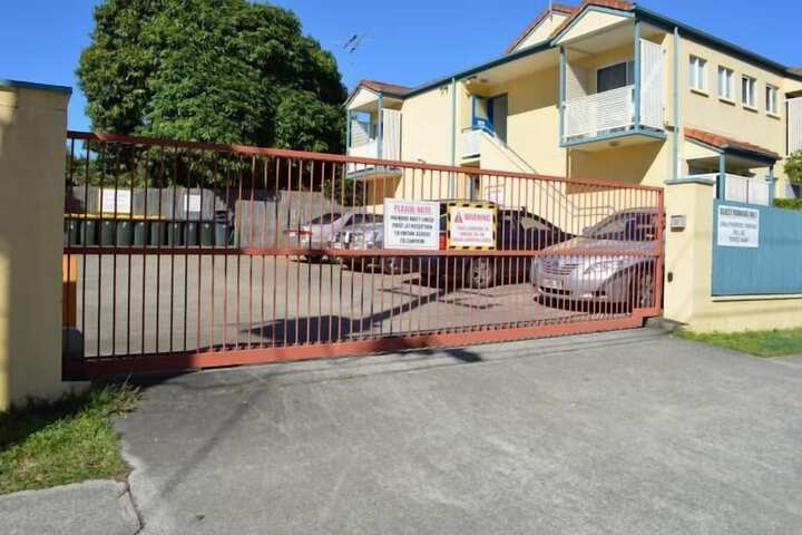 Property Grounds 28 of 31