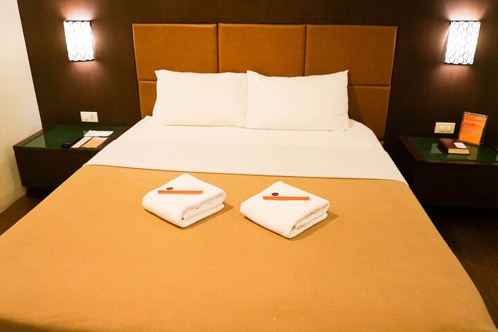 Room 3 of 42