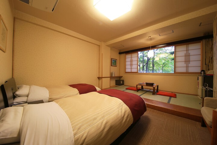 Room 13 of 41