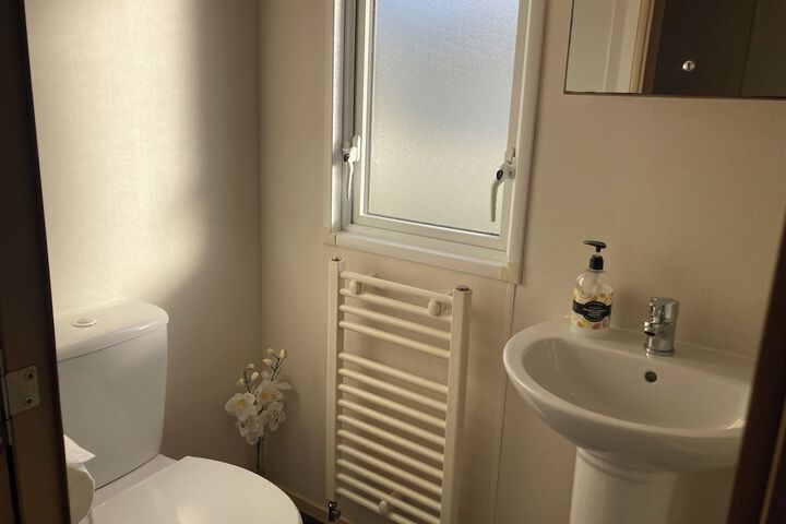 Room 17 of 29