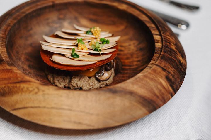 Dining 104 of 127