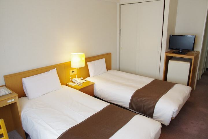 Room 6 of 88