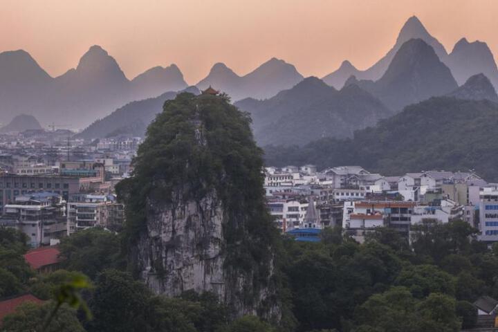 Xinhao Hotel (Guilin University of Electronic Science and Technology Branch)