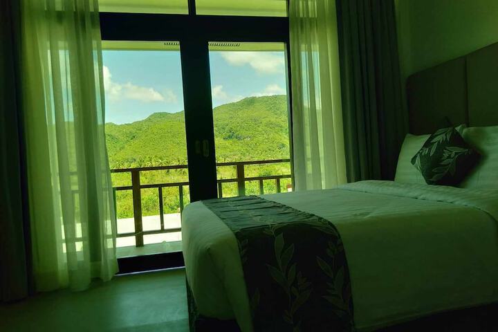 Room 17 of 56