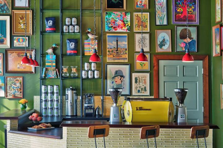 Snack bar