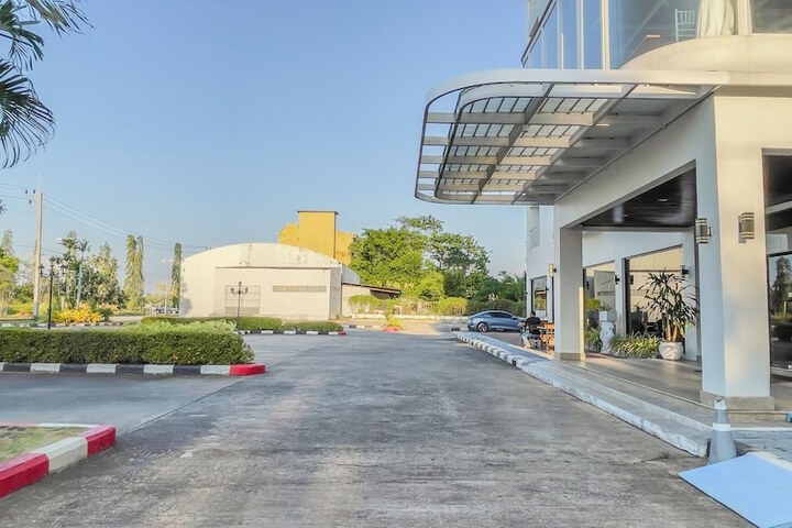 Hotel 33 of 40