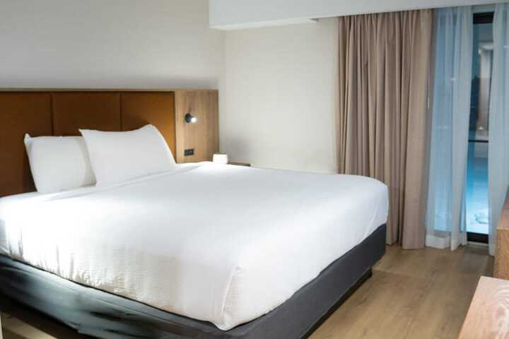 Room 15 of 45