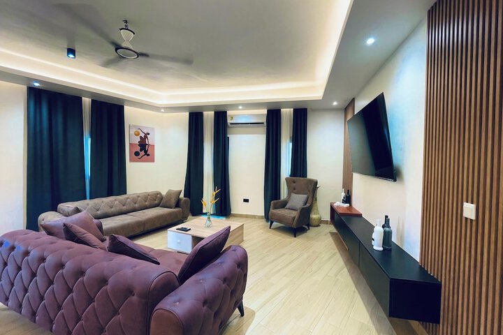 Room 91 of 166