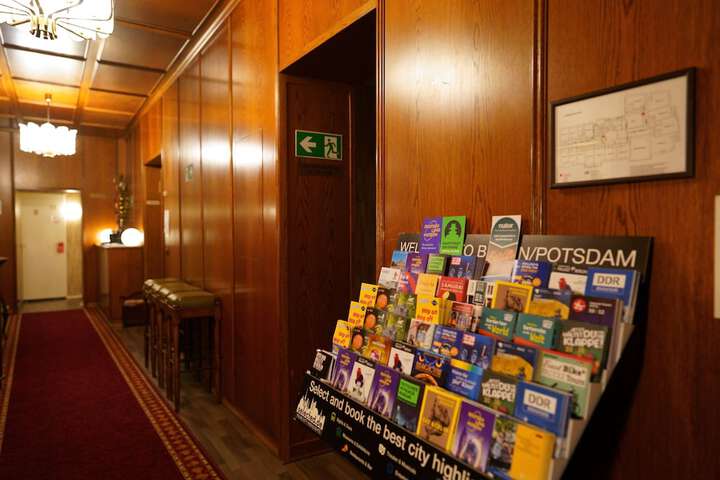Ballroom/Hall 60 of 69