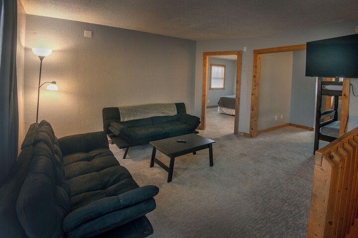 Room 17 of 32