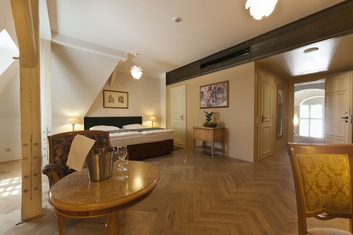 Room 29 of 82
