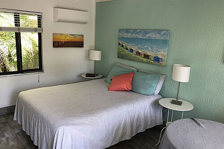 Room 25 of 44
