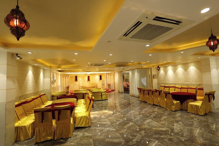 Ballroom/Hall 50 of 54