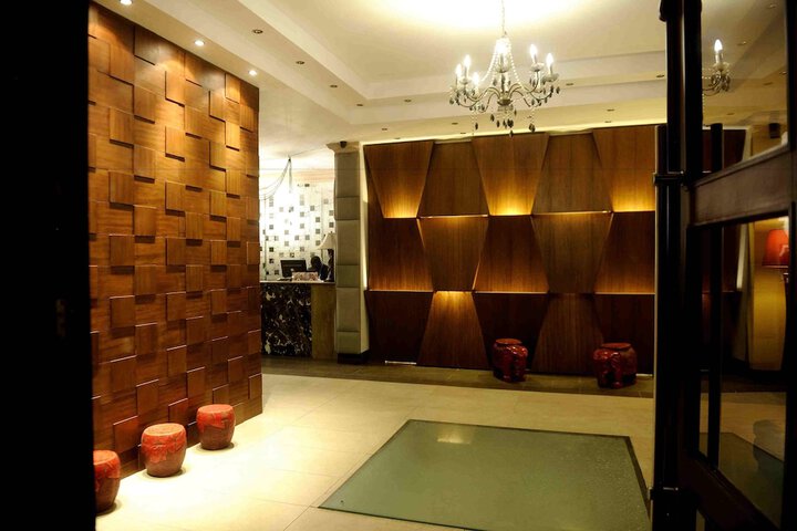 Hotel 2 of 86