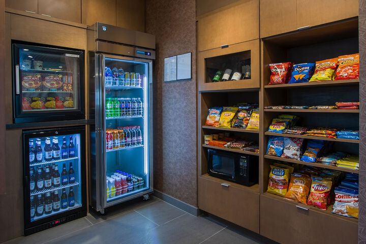 Snack bar