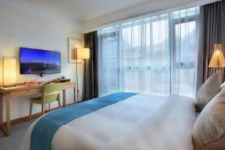 Room 18 of 20