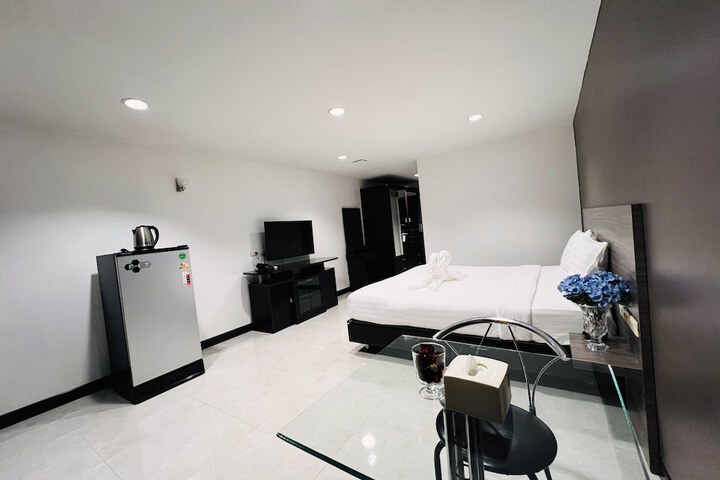 Room 18 of 46
