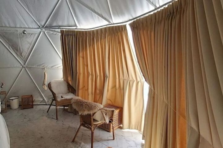 Room 6 of 19