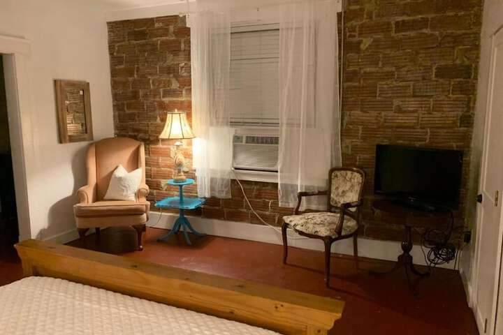 Room 75 of 101