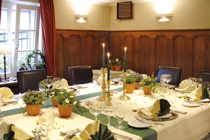Dining Photos