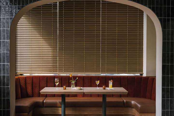 Dining 46 of 51