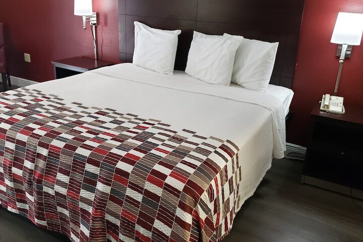 Room 8 of 22