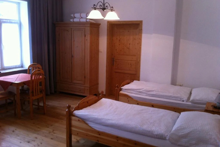 Room 2 of 12