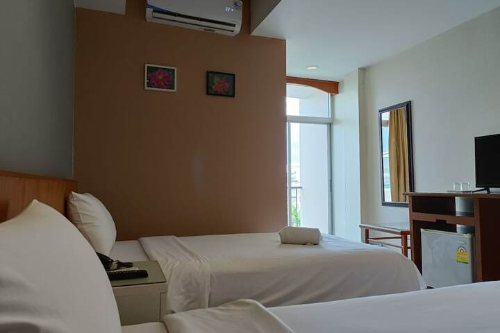 Room 42 of 87