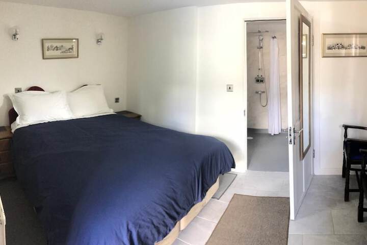 Room 12 of 35