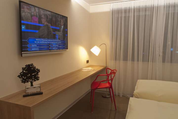 Room 14 of 49