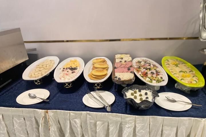 Dining 54 of 68