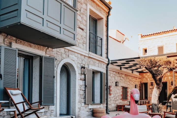 The Comelly Alaçatı