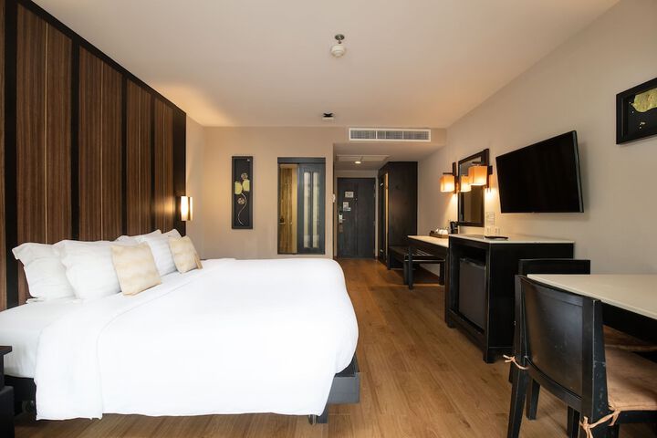 Room 28 of 152