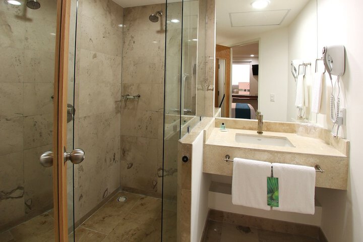 Room 9 of 55