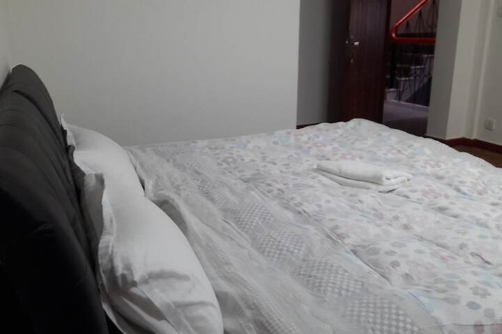 Room 7 of 39