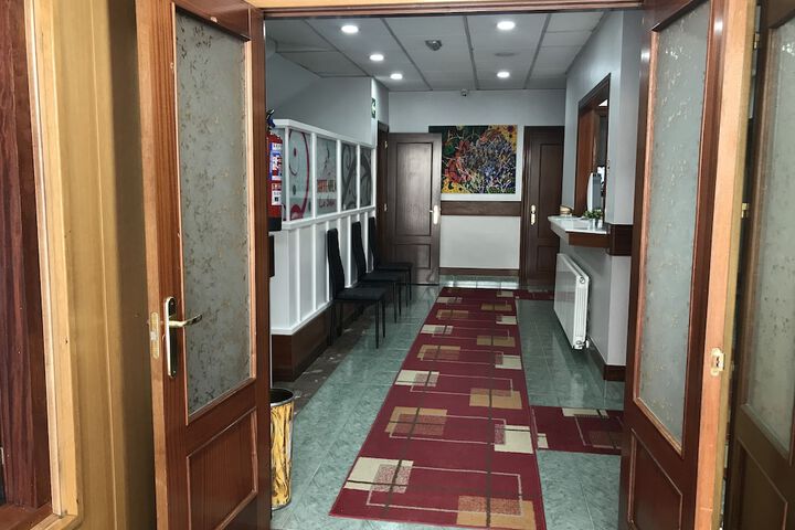 Entrance & Lobby