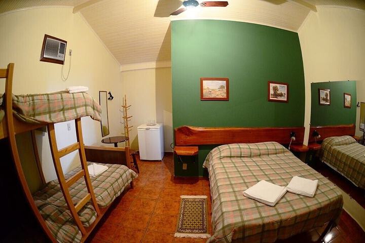 Room 31 of 34