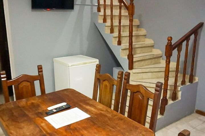 Room 10 of 11
