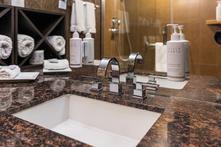 Clean Restrooms