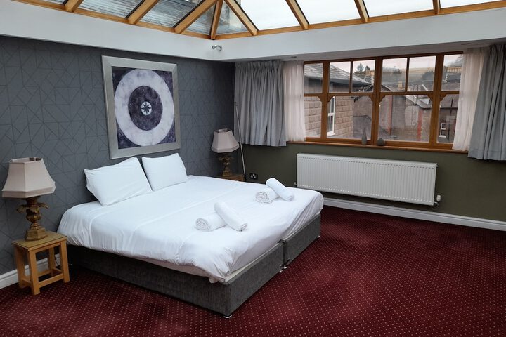 Room 35 of 73