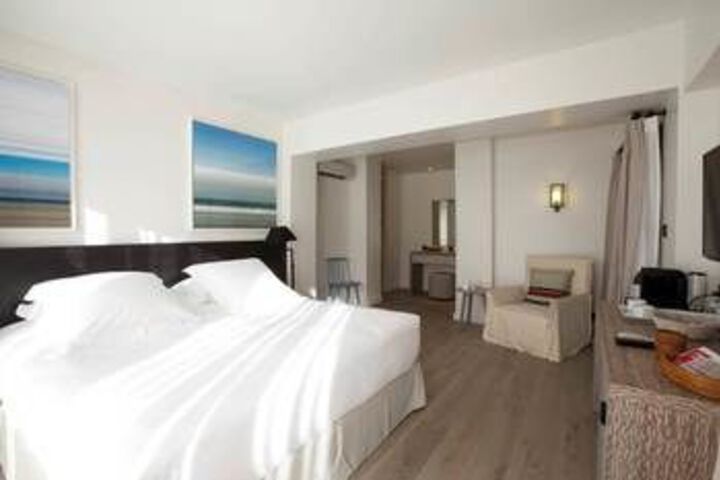 Room 20 of 36