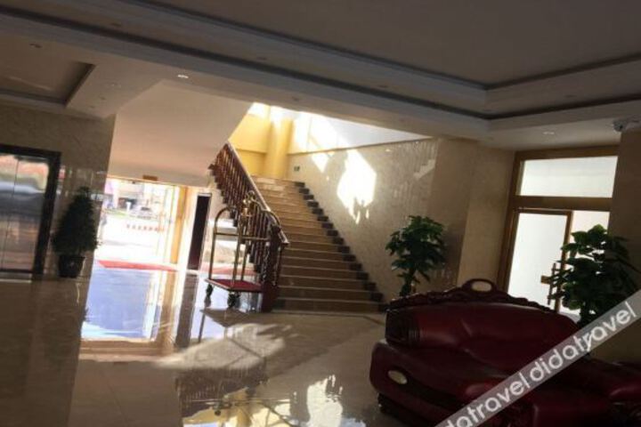 Hotel Interior 9 of 22