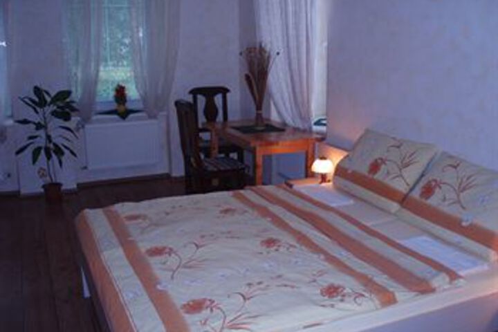 Room 13 of 47