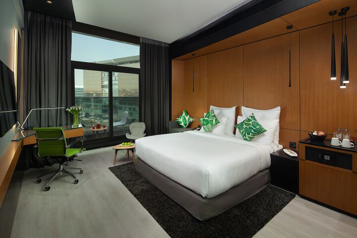 Room 9 of 46