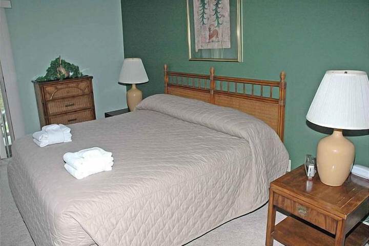 Room 4 of 138