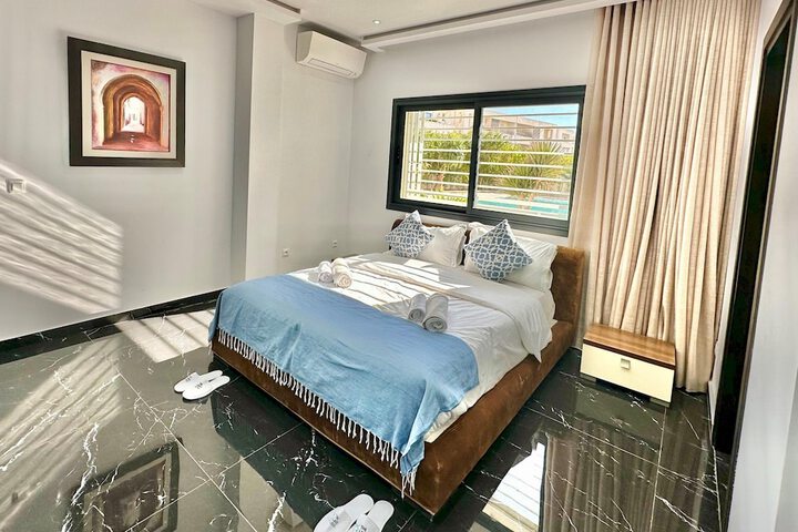 Room 20 of 39