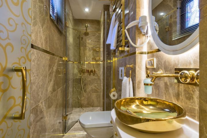 Bath Interior