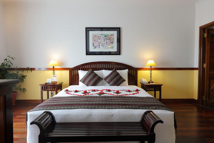 Room 3 of 67