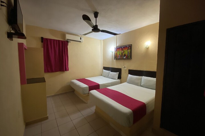 Room 8 of 30
